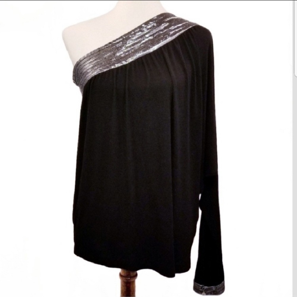⬇️$44 PRICE DROP MARC JACOBS One Shoulder Dolman